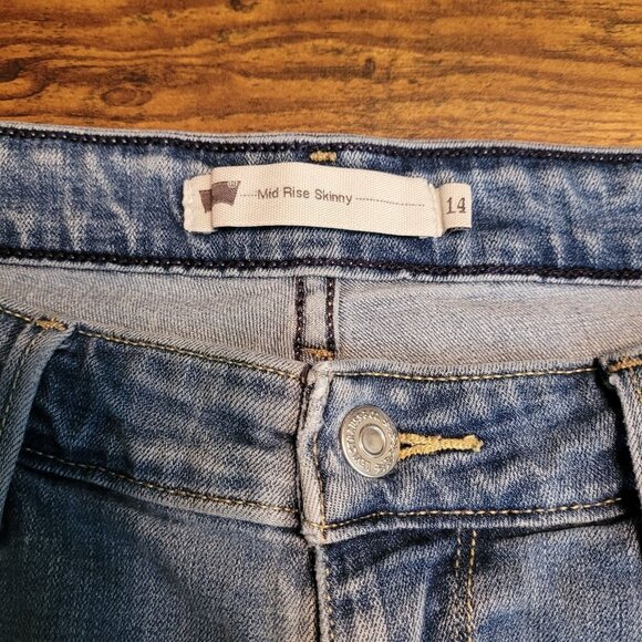 Levi's Jeans Size 14 S Mid Rise Skinny Medium Light Wash Stretch Denim Western - Picture 4 of 11